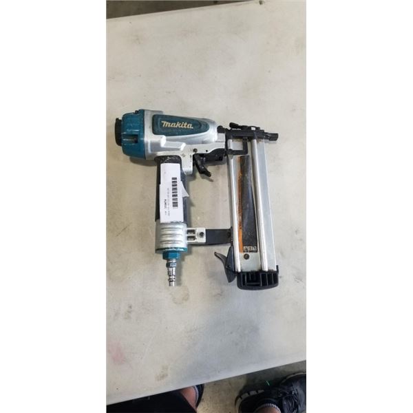 MAKITA  AF505 AIR NAILER