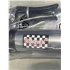 Image 2 : NEW BRAVEX HEAVY DUTY PISTOL GRIP GREASE GUN. 6000 PSI. 18 INCH FLEX HOSE
