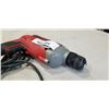 Image 3 : MILWAUKEE 3/8" DRILL - WORKING