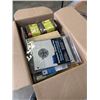 Image 2 : LOT OF OFFICE SUPPLIES AND BOX CUTTER