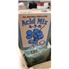 Image 2 : BOX AND A HALF OF DOWN TO EARTH ALL NATURAL FERTILIZER