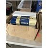 Image 5 : 2 BOXES OF NEW OLD STOCK HINGES AND DOOR HARDWARE