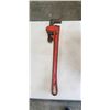 Image 2 : LARGE PIPE WRENCH AND HUSKY TOOL TOTE BAG, LEMMER PAINT SPRAYER