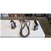 Image 1 : VEHICLE HITCH, JUMPER CABLES AND 6 TON BOTTLE JACK