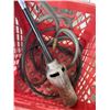 Image 3 : CRATE OF BODY SHOP TOOLS AND TORCH ROD W/ HOSE