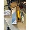 Image 2 : NEW OKKOBI CARPET RAKE AND ZENO UMBRELLA AND WATER BOTTLE AND PURSE