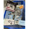 Image 4 : LOT OF PLUMBING AND BATHROOM SUPPLIES
