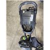 Image 5 : CADDYTEK FOLDING GOLF CADDY, MISSING ONE PIN FOR WHEEL