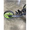 Image 6 : CADDYTEK FOLDING GOLF CADDY, MISSING ONE PIN FOR WHEEL