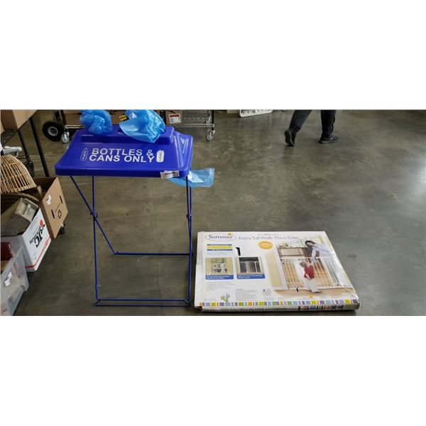 BABY SAFETY GATE AND COLLAPSIBLE RECYCLING BIN
