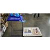 Image 1 : BABY SAFETY GATE AND COLLAPSIBLE RECYCLING BIN