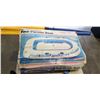 Image 4 : 4 PERSON CHALLENGER INFLATABLE RAFT, OARS AND MANUAL MOTOR