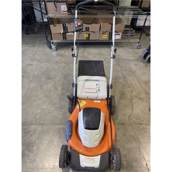 STIHL RNA 510 ELECTRIC LAWNMOWER, NO BATTERY OR CHARGFER, BUT DOES WORK