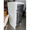 Image 4 : APARTMENT SIZE FRIDGE AND FREEZER - WORKING