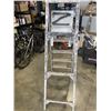 Image 3 : 6 FOOT ALUMINUM LADDER