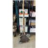 Image 1 : 2 SHOVELS AND A PLASTIC RAKE