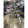 Image 3 : 6FT ALUMINUM A -FRAME LADDER
