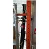 Image 1 : ADJUSTABLE SIZE METAL ROLLER FRAME
