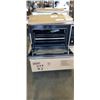 Image 3 : NEW KUPPERSBUSCH WALLOVEN WITH HANDLE. MODEL EEB98005. COMES WITH BAKING TRAY AND DRIP TRAY