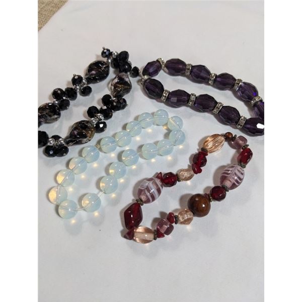 6 MISC GLASS BEADS BRACELET