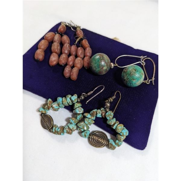 3 PAIRS OF VINTAGE SEMI PRECIOUS STONE BEADS EARRINGS
