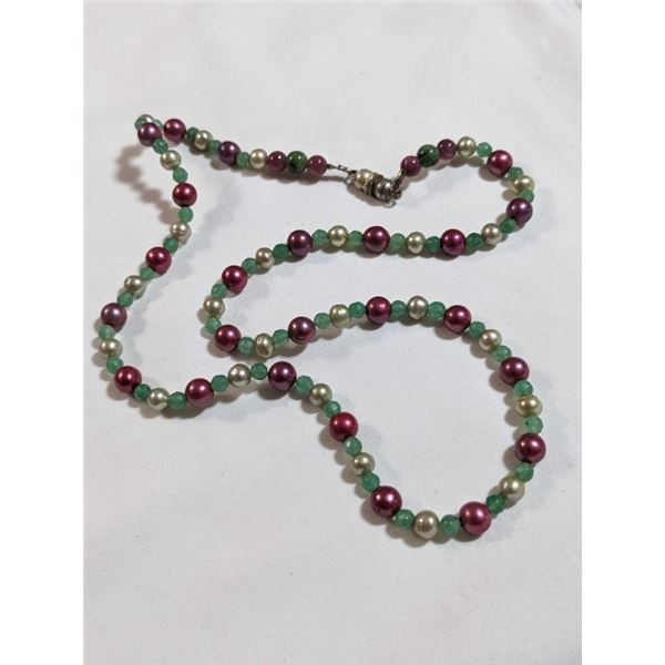 VINTAGE PEARLS AND GEM STONES BEADS NECKLACE