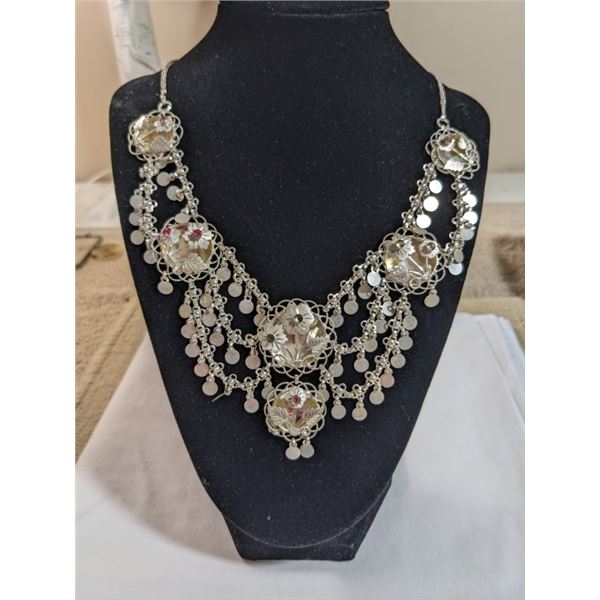 VINTAGE HAND CRAFTED STERLING SILVER NECKLACE