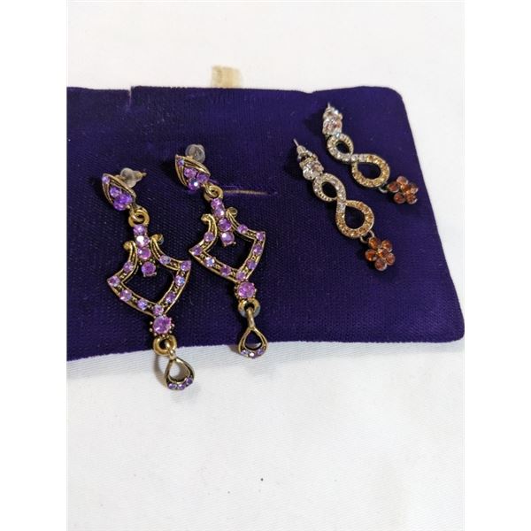 2 PAIRS OF VINTAGE RHINESTONES EARRINGS