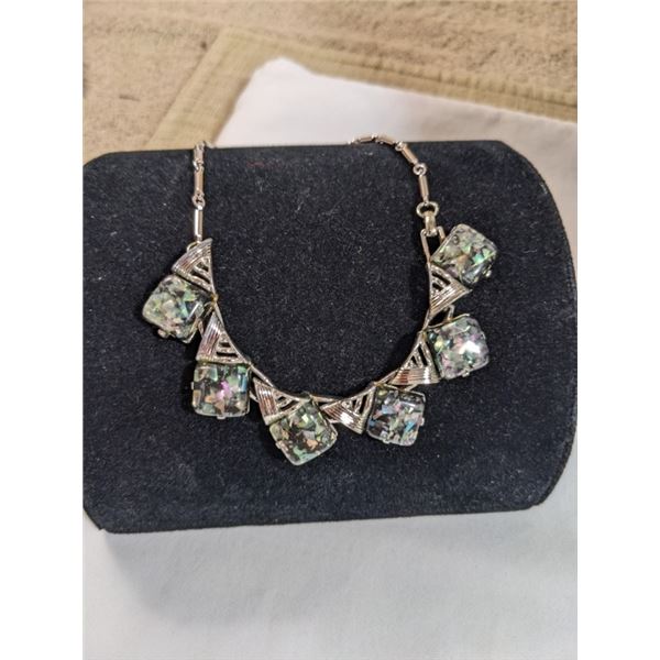 VINTAGE CONFETTI LUCITE CHOKER NECKLACE