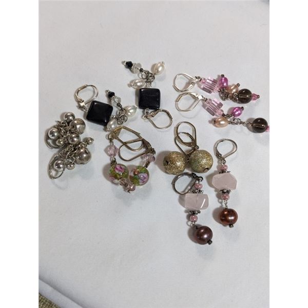 6 PAIRS OF VINTAGE PEARLS, SILVER BEADS AND GEM STONE EARRINGS