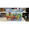 Image 1 : THOMAS AND FRIENDS TRAIN SET