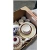 Image 4 : BOX OF CHINA AND POTTERY JUG