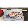 Image 4 : TRAMONTINA ALL-IN-ONE PLUS PAN, CAST IRON GRIDDLE AND STAUB DUTCH OVEN