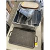 Image 1 : CUISINART COLLAPSIBLE STRAINER, DISH DRYING RACK, SERVING TRAY AND CAST IRON GRIDDLE