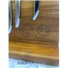 Image 5 : NEW XYJ 19 PIECE MAGNETIC KNIFE SET WITH MAGNETIC KNIFE BLOCK