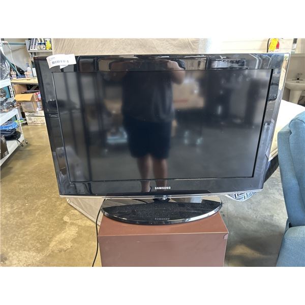 SAMSUNG 32 INCH TV, WORKING