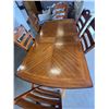 Image 4 : DINING TABLE W/ LEAF 6 CHAIRS