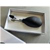 Image 4 : 5 NEW EAR PRESSURE TOOL KITS