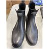Image 3 : HARD CASE WIUTH CONTENTS, CAR SEAT CUSHION AND RUBBER ANKLE BOOTS SIZE 29