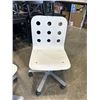 Image 2 : 2 ROLLING WHITE IKEA OFFICE CHAIRS