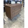 Image 2 : VINTAGE 6 DRAWER DRESSER