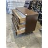 Image 4 : VINTAGE 6 DRAWER DRESSER