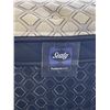 Image 2 : QUEENSIZE SEALY POSTUREPEDIC EURO TOP MATTRESS