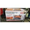 Image 2 : BLACK AND DECKER 4-SLICE AIR FRY TOASTER OVEN - TESTED WORKING, RETAIL $179