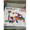 Image 4 : PICASSO MAGNET TILES AND BATTLE ACADEMY GAM, ASSORTED DOLLS
