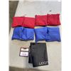 Image 1 : 8 NEW CORNHOLE BAGS. 4 RED BAGS, 4 BLUE BAGS