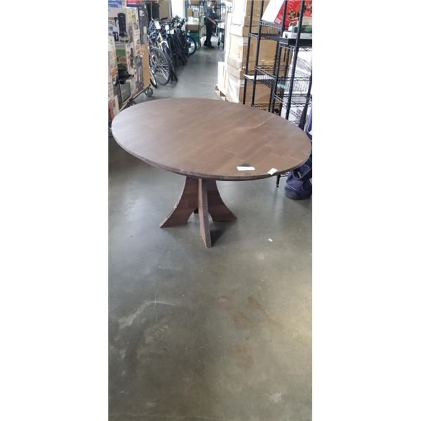 RUSTIC WOOD LOOK ROUND PEDESTAL DINING TABLE