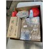 Image 1 : TRAY OF KITCHEN ITEMS INCLUDING 100 PACK OF OCMOIY CHARCUTERIE BOXES WITH CLEAR LIDS, MRS WAGES PICK