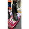 Image 3 : 5 PAIRS LINK WOMANS BOOTS