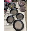 Image 1 : BOX OF KIRKLAND FRYING PANS AND TWO HAPPY CAT EASY FLIP FRYERS
